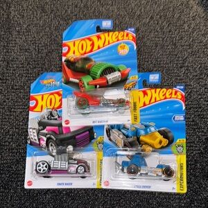 Hot Wheels Bundle Hot Wheengs Hot Sauce Bottle Crate Racer Speed Driver Wrench